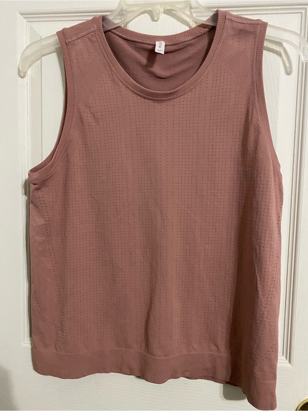 Athleta Tank Top In Motion Seamless
 Large